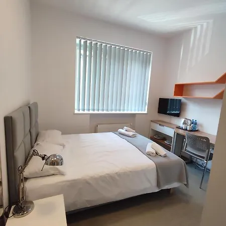 Esperanto Aparthotel *